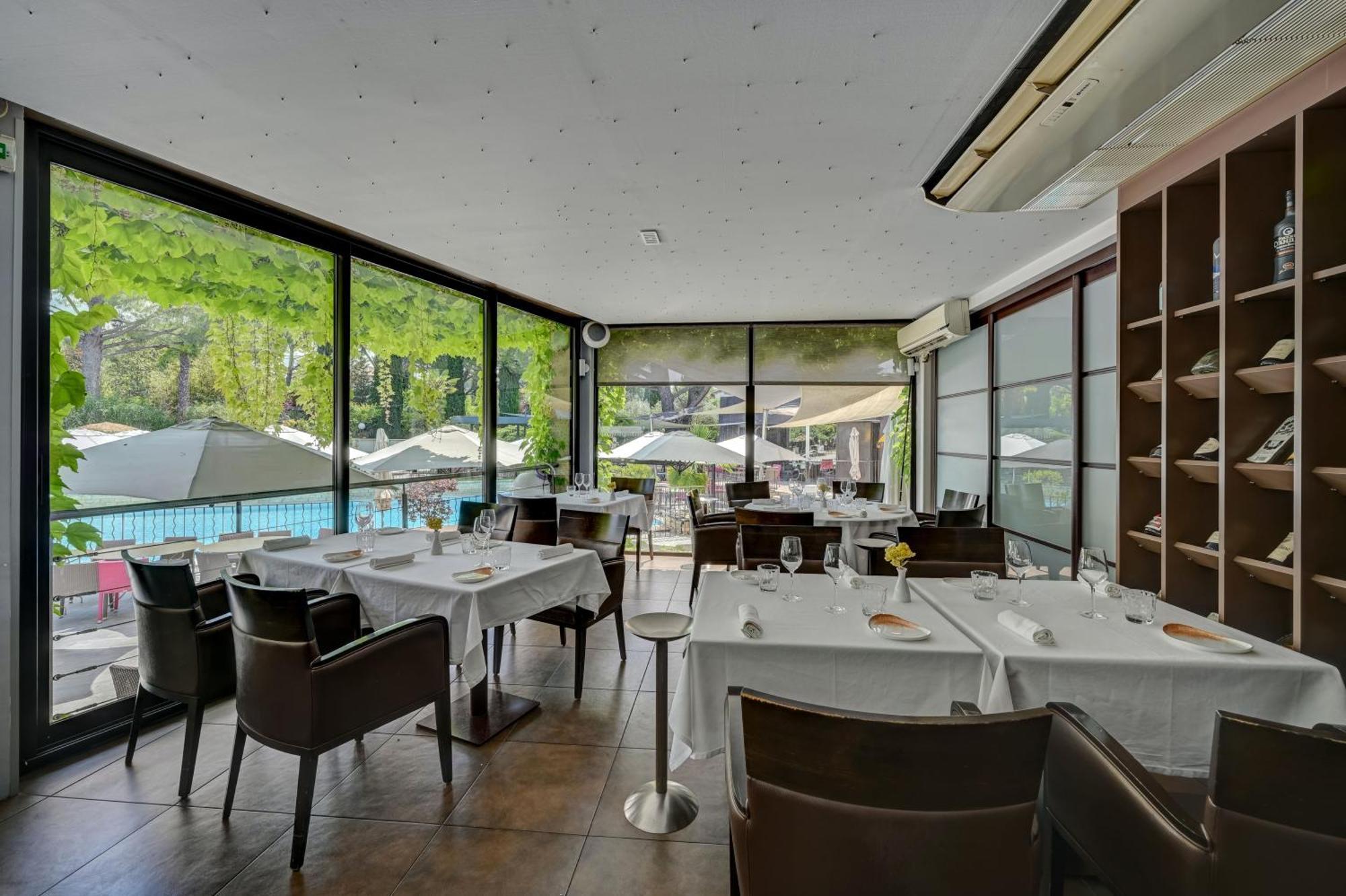 Best Western Sevan Parc Hotel Pertuis Zewnętrze zdjęcie