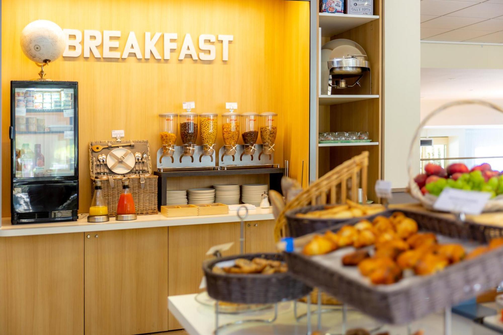 Best Western Sevan Parc Hotel Pertuis Zewnętrze zdjęcie